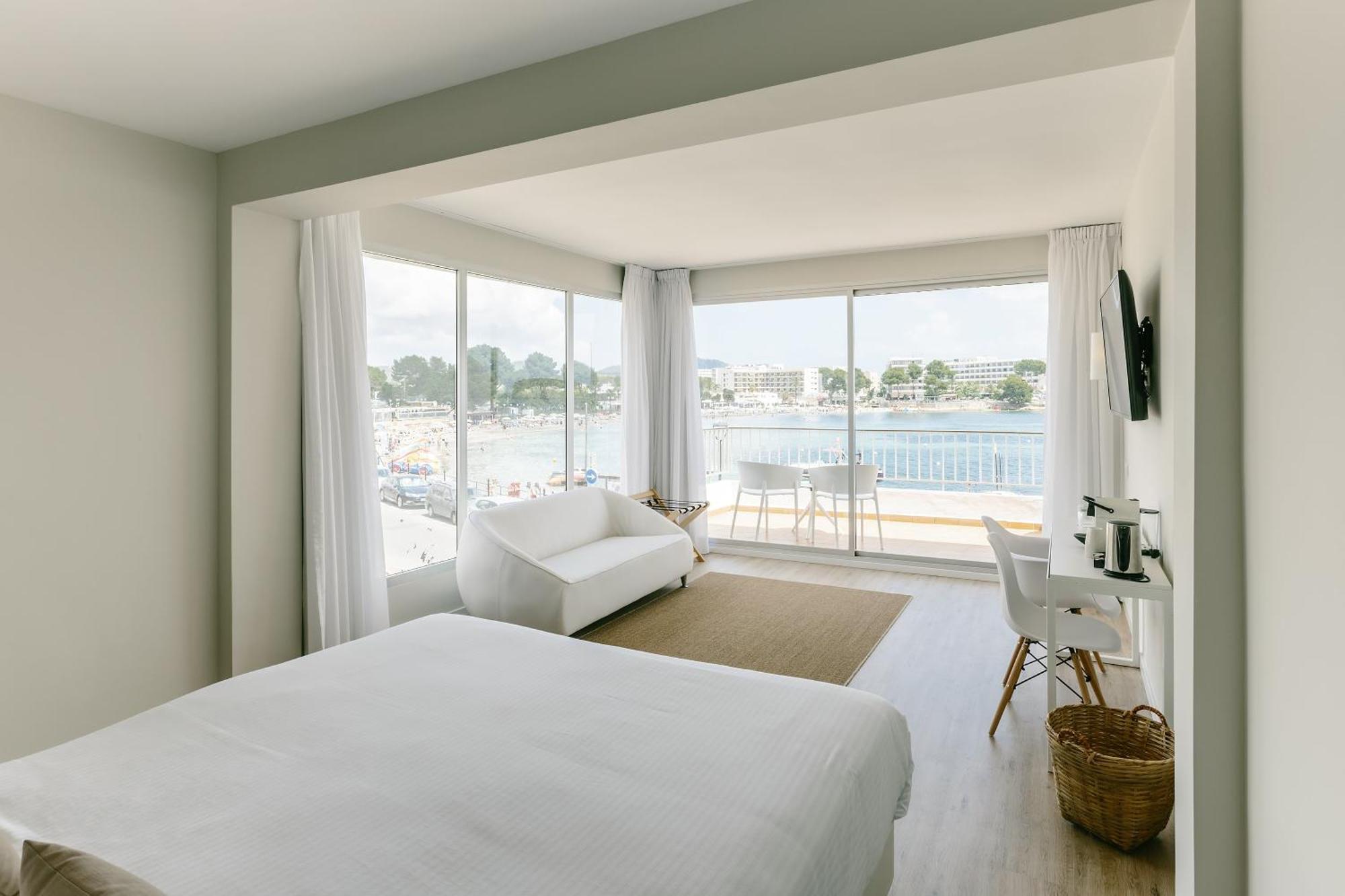 Aluasoul Ibiza - Adults Only Hotel Es Cana Екстериор снимка